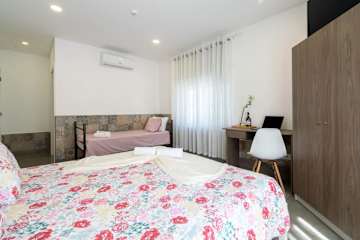 Host Wise Arvore - 4 Triple Room w/ Terrace & Pool photo 2