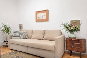 HostWise - Oporto Classic Apartment photo 2