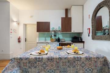 Spacious Captivating Flat | Terrace by HostWise photo 3