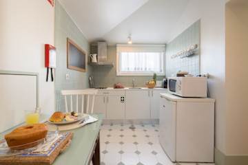 Rustic Elegant Flat | Terrace by HostWise photo 4