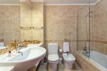 Bright Cozy Flat w/ Terrace & Pool by HostWise photo 4