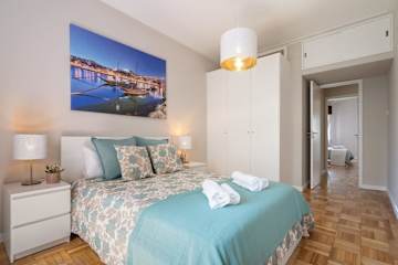 2 Deluxe Bright Flats w/ Netflix by HostWise photo 2