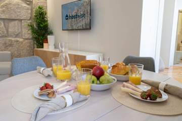 Enchanting Design Flat | Ace Location by HostWise photo 5