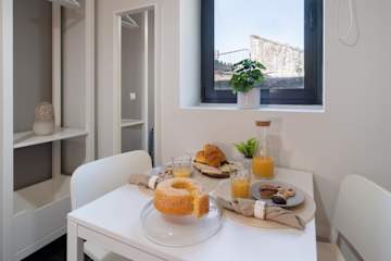 Peaceful Cozy Flats | Central by HostWise photo 3