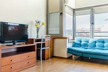 Homely Central Flats w/ Terrace by HostWise photo 2