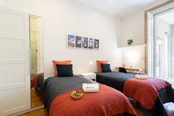 Sweet Bright Flat | City Center by HostWise