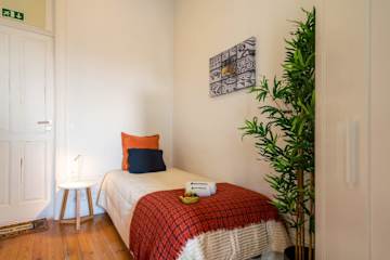 Tiny Bright Room | Terrace by HostWise photo 2