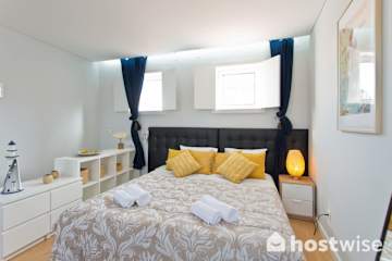 Charmy Sunny Duplex | City Center by HostWise photo 2