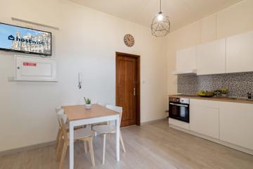 2 Comfy Flats w/Netflix | Ace Location by HostWise photo 3