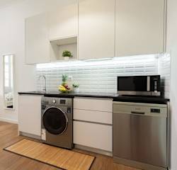 3 Cozy Rustic Flats | City Center by Host Wise photo 3