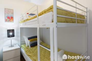 3 Cozy Rustic Flats | City Center by Host Wise photo 4