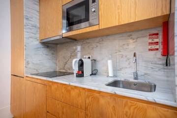 Peaceful Apartment | Ace Location by HostWise photo 3