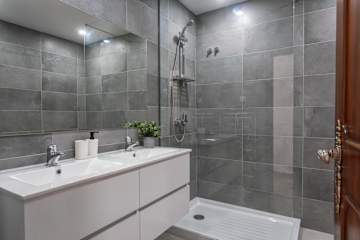 Spacious & Sunny Flat | Loulé by HostWise photo 3