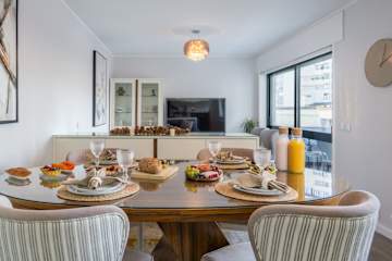 Elegant Flat w/ Balcony | Ace Location by HostWise photo 3