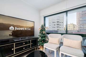 Elegant Flat w/ Balcony | Ace Location by HostWise photo 5