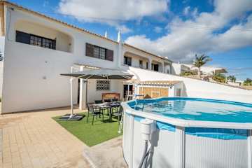 Spacious House | Terrace & Swimming Pool by Host Wise