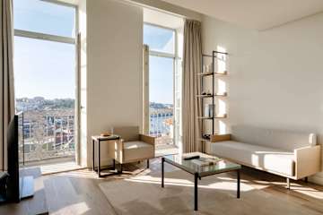 Fervença Boutique Palace 11 by HostWise