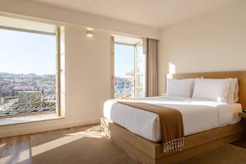 Fervença Boutique Palace 6 by HostWise