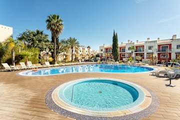 2 Villas w/ Garden, Pool & Jacuzzi by HostWise