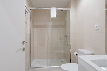 Cozy Bright Studio | Gaia by HostWise photo 4