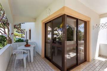 Fresh Sunny Flat w/ Pool & Terrace by HostWise photo 5