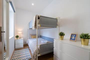 Charming & Restful Flat | Central by HostWise photo 3
