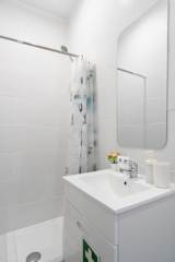 Charming & Restful Flat | Central by HostWise photo 5