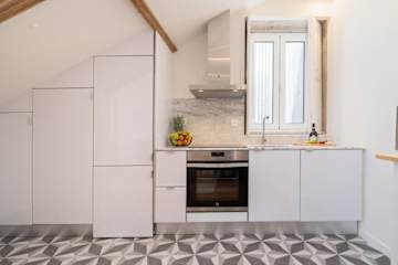 Cozy Modern Flat by HostWise photo 4