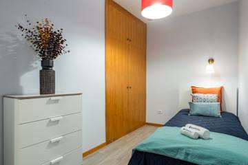 Welcoming Flats Terrace by HostWise photo 4