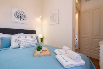  Modern Comfy Flat by HostWise photo 5