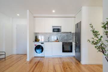 Modern Urban Flat by HostWise photo 4