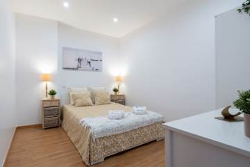 Amazing Flat in Downtown Porto by HostWise