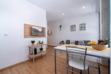 Amazing Flat in Downtown Porto by HostWise photo 2