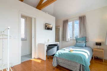 Soft Bright Room | Terrace by HostWise photo 2