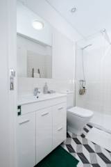 Sunny Downtown Apartment by HostWise photo 5