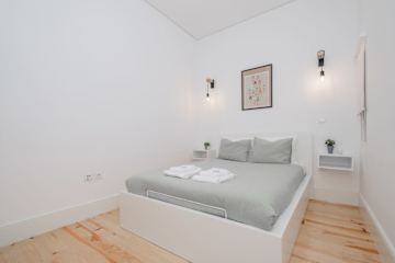 Sunny Downtown Apartment by HostWise photo 4