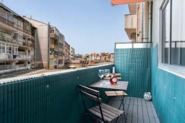 2 Cozy Flats w/ Terrace | Ace Location by HostWise photo 4