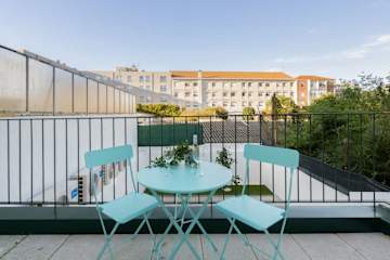 4 Studios w/ Terrace | Walk Everywhere by HostWise photo 3