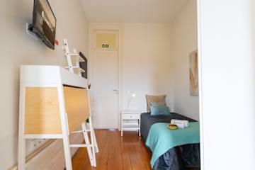 Sunny Sweet Flat | City center by HostWise