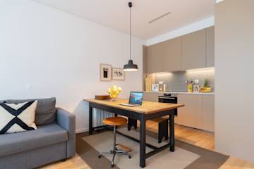 Stylish Urban Flat with Terrace by HostWise photo 3