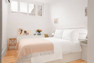 Oporto Classic Apartments by HostWise photo 4