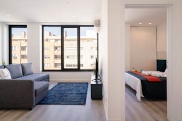 HostWise - Seaside Trendy Flat photo 3