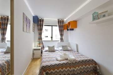 Amazing Comfy Flat w/ Balcony by HostWise photo 2