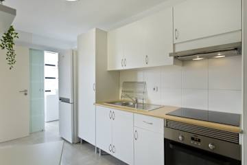 Amazing Comfy Flat w/ Balcony by HostWise photo 5