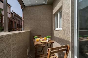 Upscale Trendy Flats by HostWise photo 4