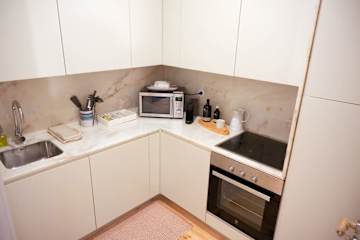 Gorgeous Designed Flat w Prime Location by HostWise photo 5