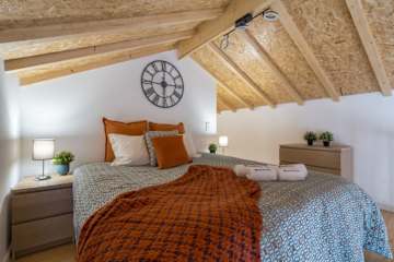 Stylish Duplex | Terrace & River View by Host Wise photo 2