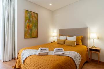 Bright House w/ D. Luís Bridge View by HostWise photo 2