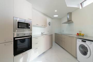 Bright House w/ D. Luís Bridge View by HostWise photo 5