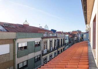 HostWise - Spacious Sunny Flat | Ace Location photo 4